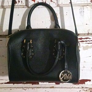 Beautiful Leather Michael Kors Handbag.